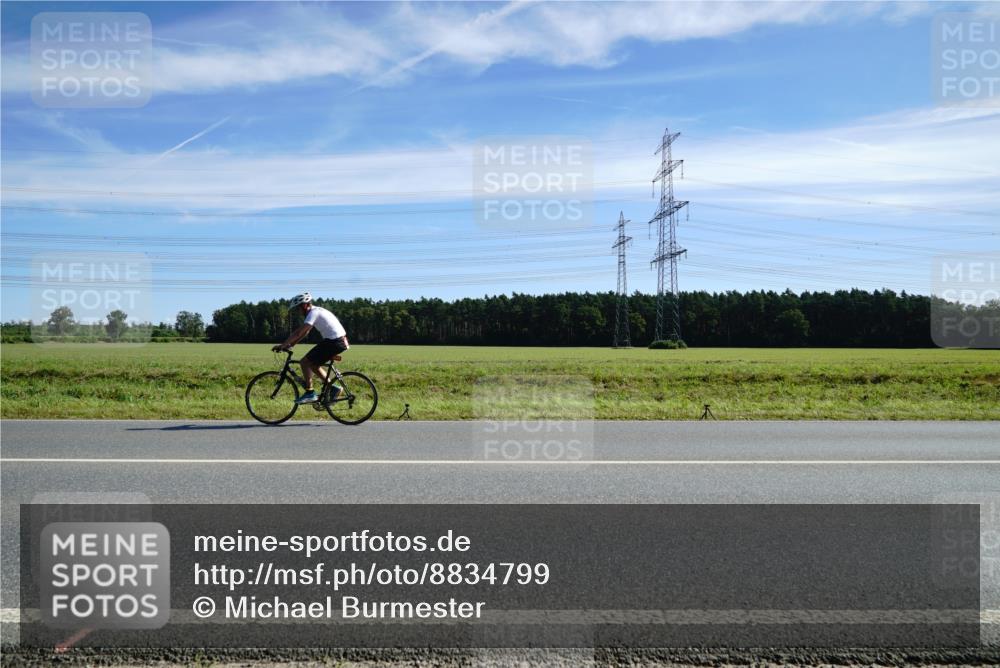 07.09.2025 - 19. Norderstedt Triathlon Michael Burmester http://msf.ph/oto/8834799 07.09.2025 11:59:17 Radfahren  meine-sportfotos.de
