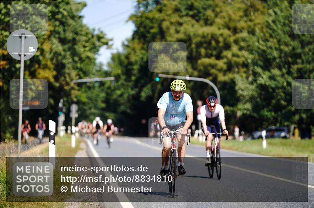 07.09.2025 - 19. Norderstedt Triathlon Michael Burmester http://msf.ph/oto/8834810 07.09.2025 12:26:02 Radfahren 754, 762 meine-sportfotos.de