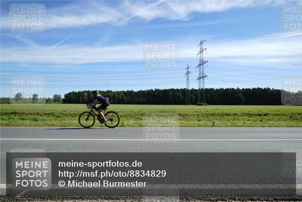 07.09.2025 - 19. Norderstedt Triathlon Michael Burmester http://msf.ph/oto/8834829 07.09.2025 11:59:32 Radfahren 201, 252, 773, 818, 1294 meine-sportfotos.de