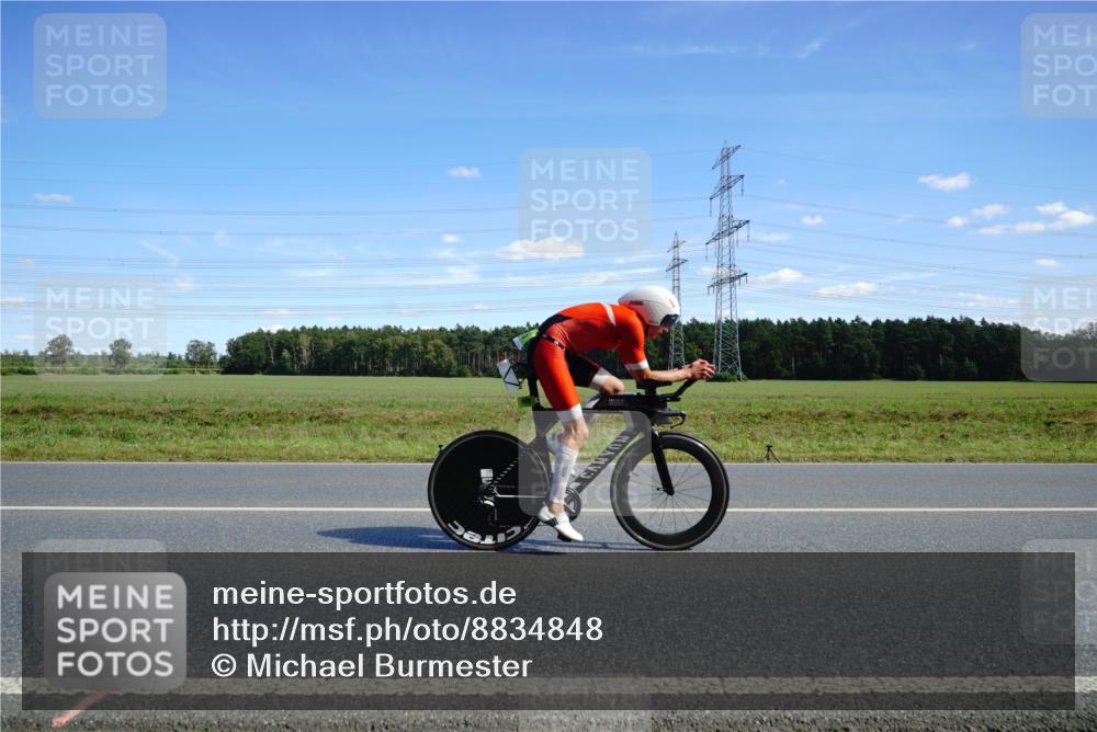 07.09.2025 - 19. Norderstedt Triathlon Michael Burmester http://msf.ph/oto/8834848 07.09.2025 14:01:59 Radfahren 975, 1019 meine-sportfotos.de