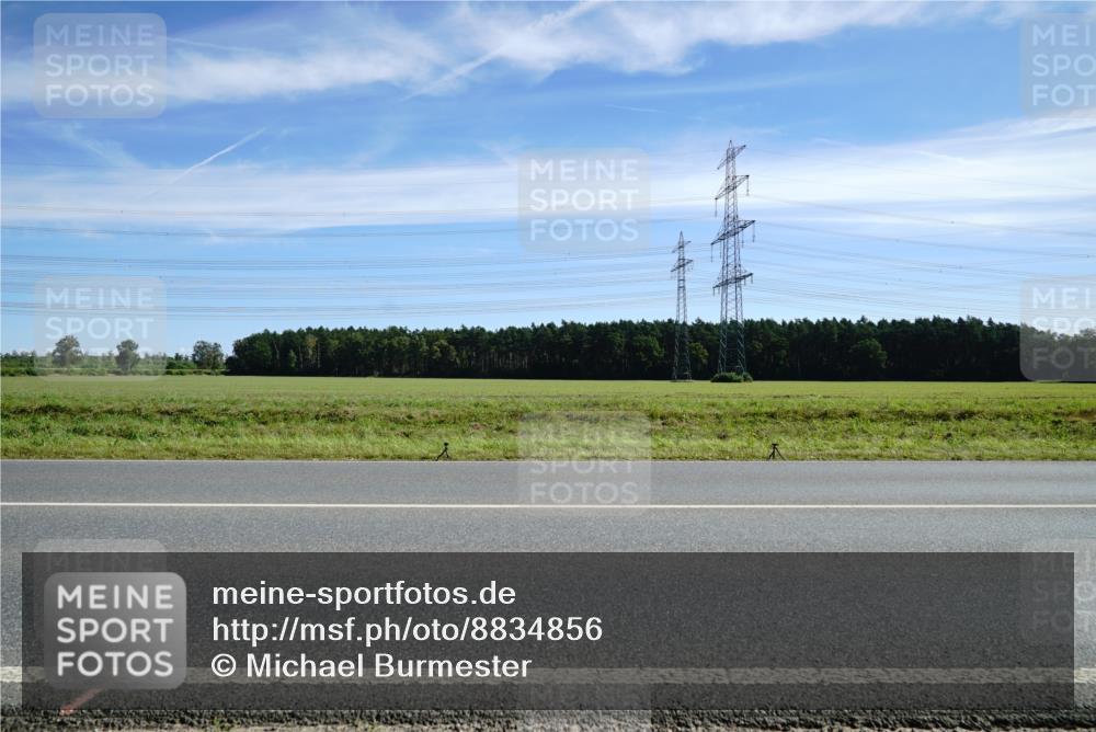 07.09.2025 - 19. Norderstedt Triathlon Michael Burmester http://msf.ph/oto/8834856 07.09.2025 11:59:35 Radfahren 138, 192, 201, 773, 818, 1294 meine-sportfotos.de