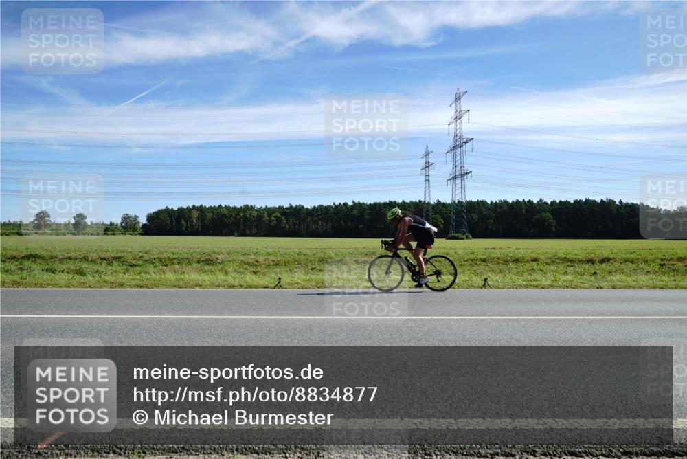 07.09.2025 - 19. Norderstedt Triathlon Michael Burmester http://msf.ph/oto/8834877 07.09.2025 11:59:38 Radfahren 138, 192, 1357 meine-sportfotos.de