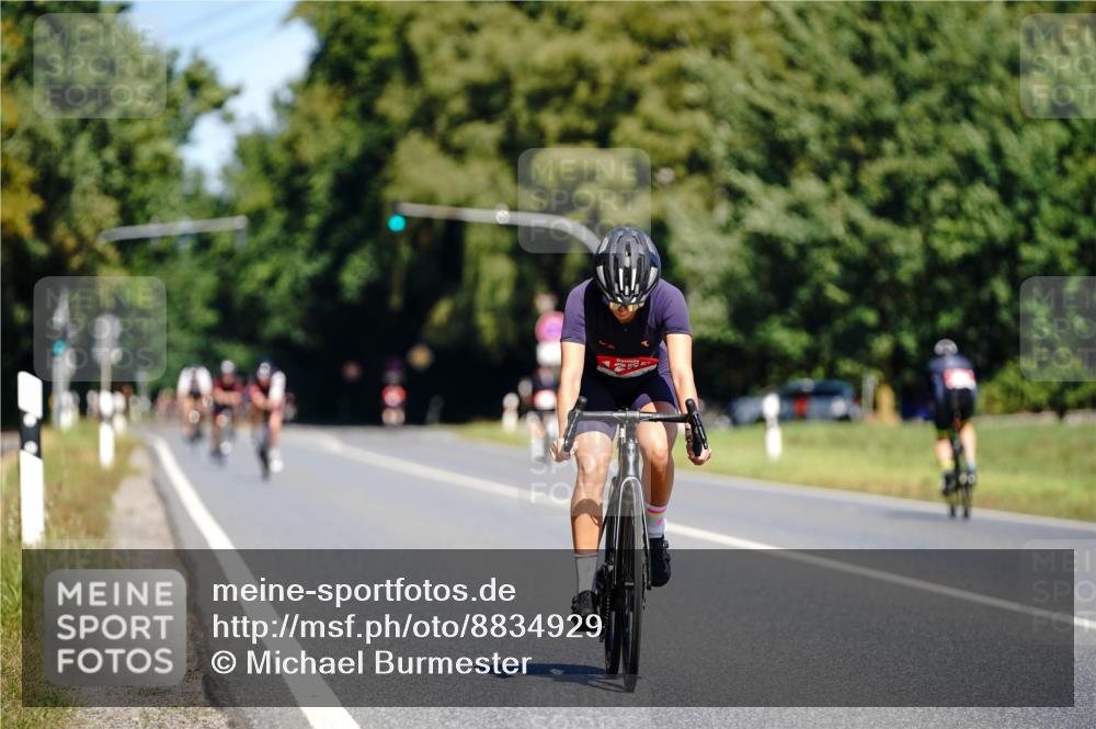 07.09.2025 - 19. Norderstedt Triathlon Michael Burmester http://msf.ph/oto/8834929 07.09.2025 12:26:54 Radfahren 194, 1256 meine-sportfotos.de