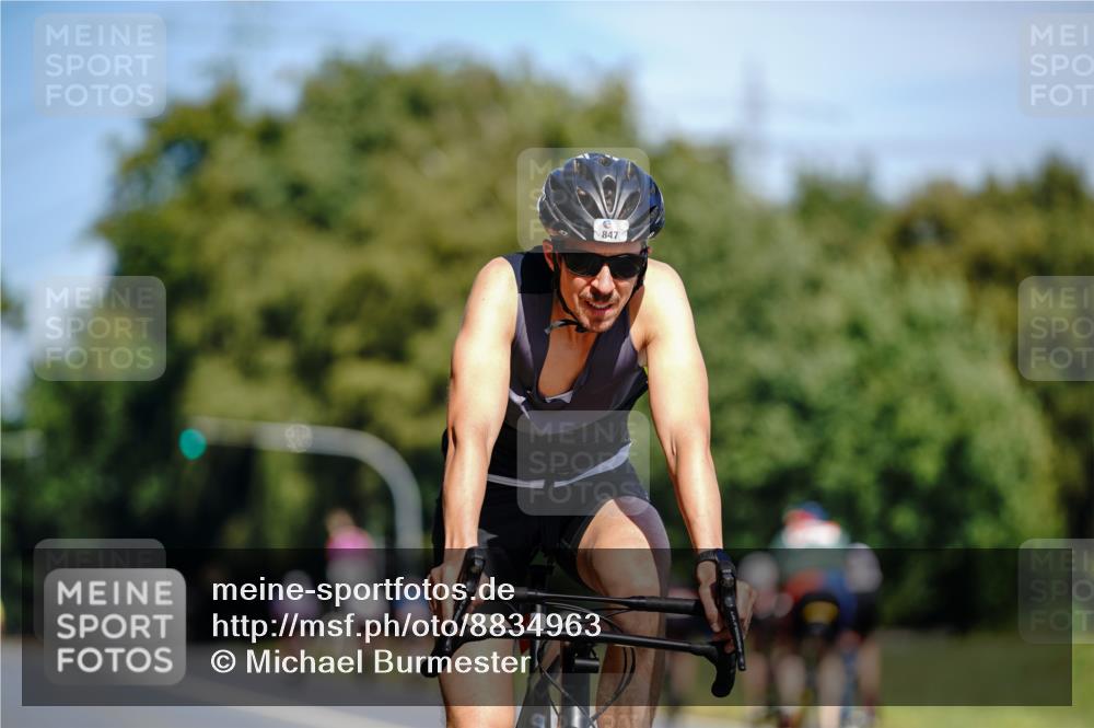 07.09.2025 - 19. Norderstedt Triathlon Michael Burmester http://msf.ph/oto/8834963 07.09.2025 12:27:22 Radfahren 847 meine-sportfotos.de