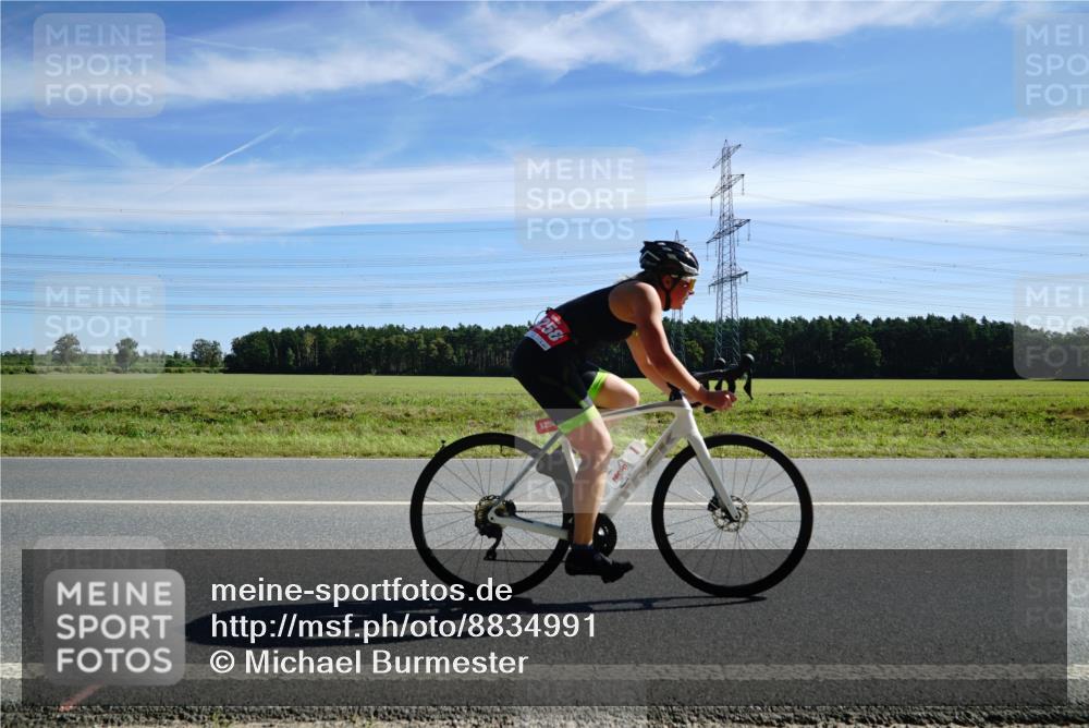 07.09.2025 - 19. Norderstedt Triathlon Michael Burmester http://msf.ph/oto/8834991 07.09.2025 11:59:57 Radfahren 237, 795, 1258 meine-sportfotos.de