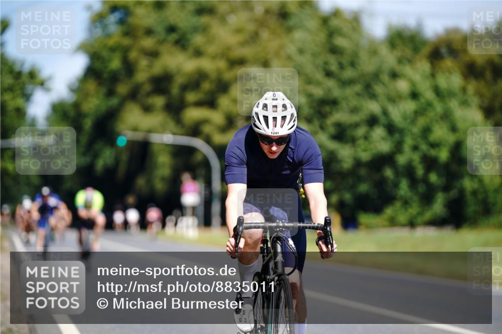 07.09.2025 - 19. Norderstedt Triathlon Michael Burmester http://msf.ph/oto/8835011 07.09.2025 12:27:56 Radfahren 1230, 1241 meine-sportfotos.de
