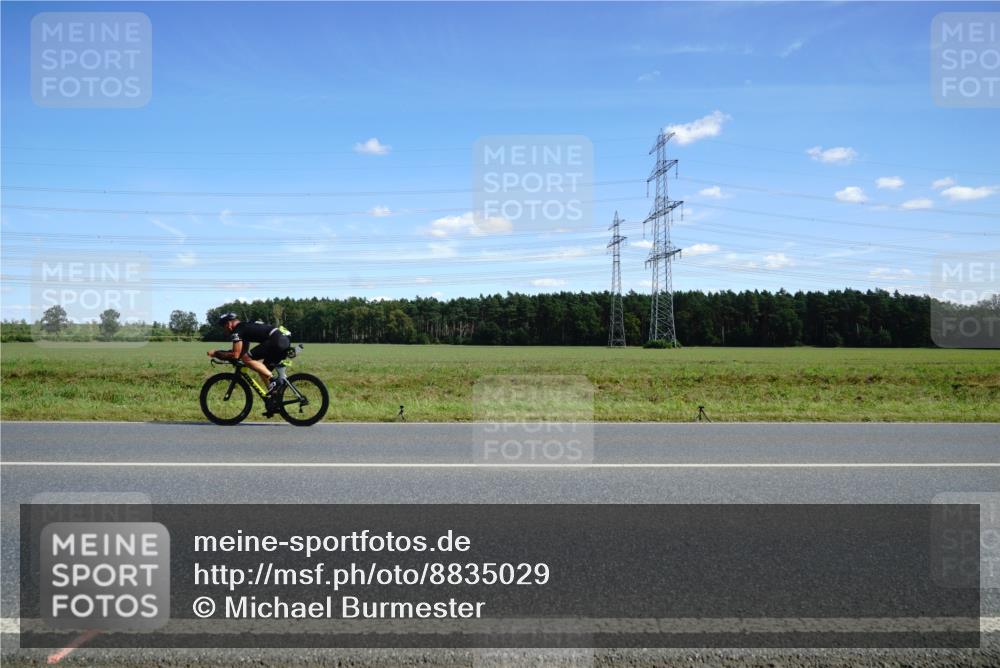 07.09.2025 - 19. Norderstedt Triathlon Michael Burmester http://msf.ph/oto/8835029 07.09.2025 14:03:13 Radfahren  meine-sportfotos.de