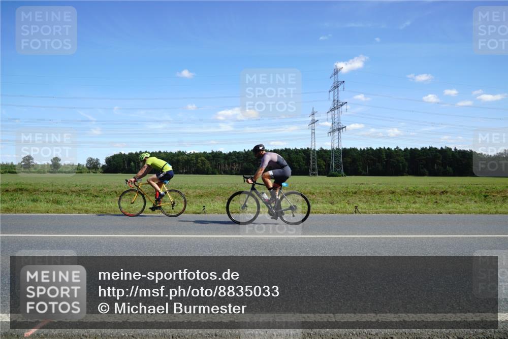 07.09.2025 - 19. Norderstedt Triathlon Michael Burmester http://msf.ph/oto/8835033 07.09.2025 14:03:22 Radfahren  meine-sportfotos.de