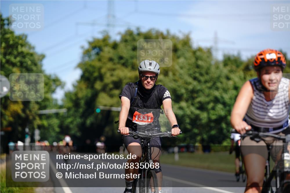 07.09.2025 - 19. Norderstedt Triathlon Michael Burmester http://msf.ph/oto/8835068 07.09.2025 12:28:12 Radfahren 171, 728, 735, 752, 1264, 1331 meine-sportfotos.de