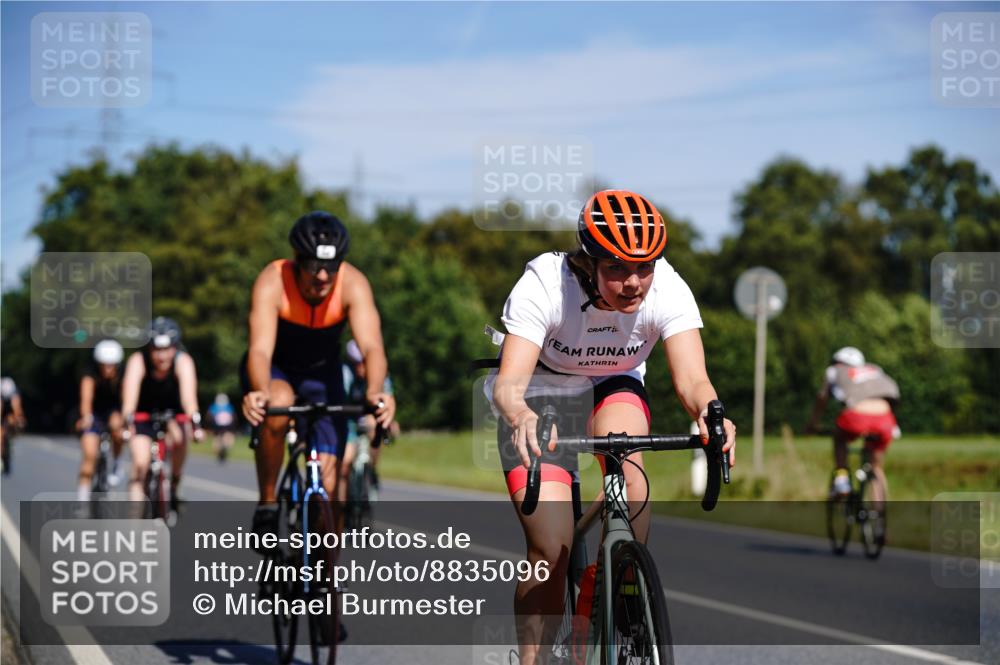 07.09.2025 - 19. Norderstedt Triathlon Michael Burmester http://msf.ph/oto/8835096 07.09.2025 12:28:33 Radfahren 210, 262, 696, 780, 858, 1213, 1214, 1329 meine-sportfotos.de