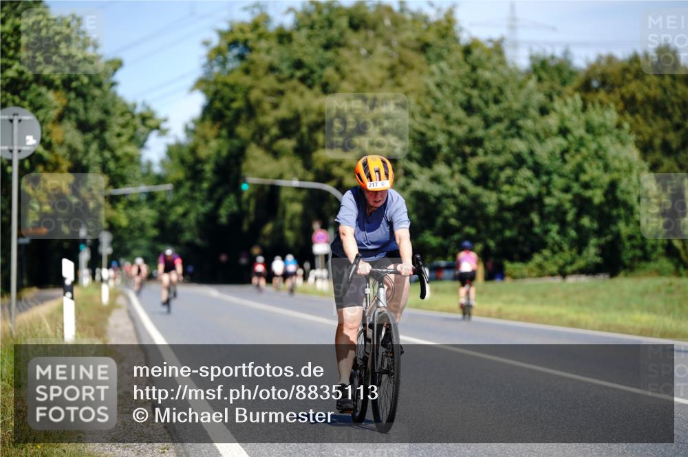 07.09.2025 - 19. Norderstedt Triathlon Michael Burmester http://msf.ph/oto/8835113 07.09.2025 12:28:40 Radfahren 217, 776 meine-sportfotos.de