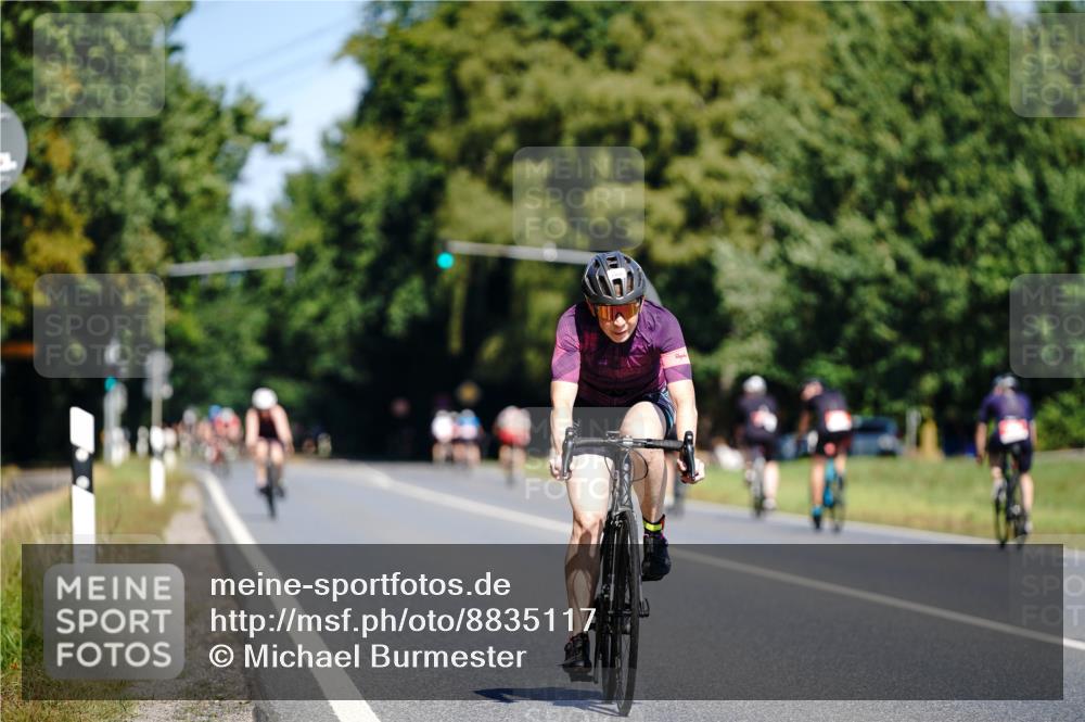 07.09.2025 - 19. Norderstedt Triathlon Michael Burmester http://msf.ph/oto/8835117 07.09.2025 12:28:46 Radfahren 1364 meine-sportfotos.de