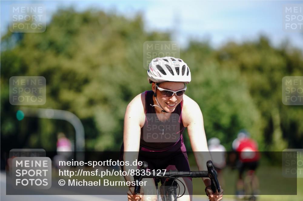 07.09.2025 - 19. Norderstedt Triathlon Michael Burmester http://msf.ph/oto/8835127 07.09.2025 12:28:55 Radfahren 265 meine-sportfotos.de