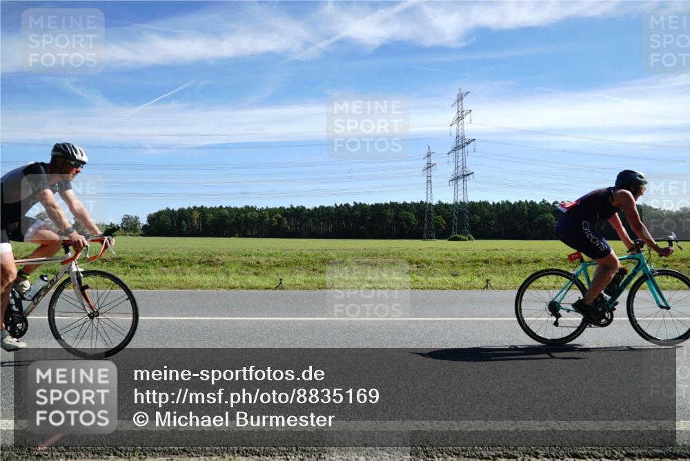 07.09.2025 - 19. Norderstedt Triathlon Michael Burmester http://msf.ph/oto/8835169 07.09.2025 12:00:33 Radfahren 216, 292, 1280, 1343 meine-sportfotos.de