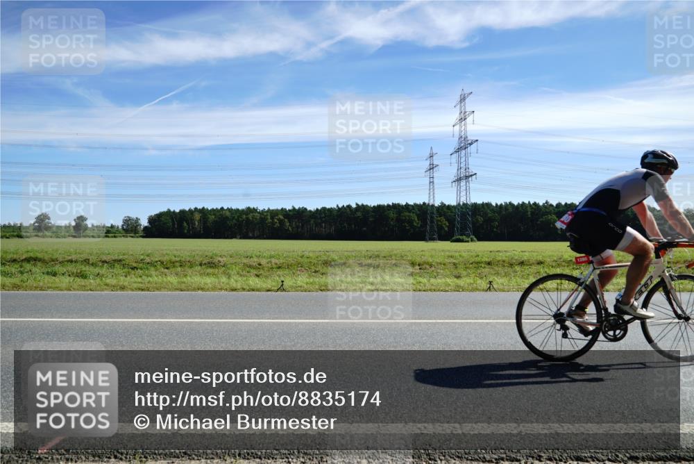 07.09.2025 - 19. Norderstedt Triathlon Michael Burmester http://msf.ph/oto/8835174 07.09.2025 12:00:34 Radfahren 216, 292, 1280, 1343 meine-sportfotos.de
