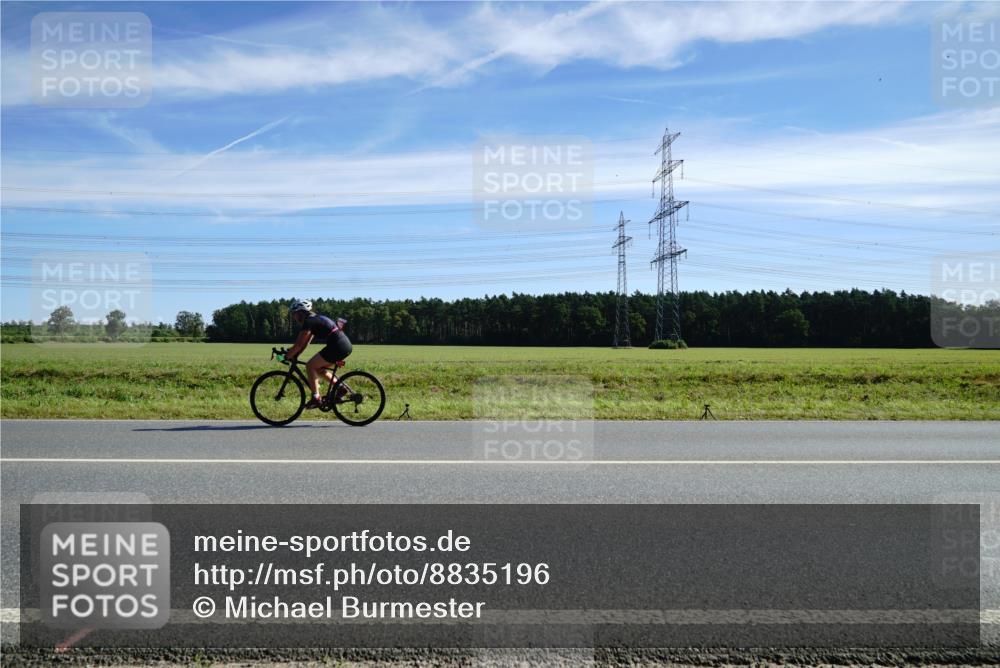 07.09.2025 - 19. Norderstedt Triathlon Michael Burmester http://msf.ph/oto/8835196 07.09.2025 12:00:42 Radfahren 1231 meine-sportfotos.de