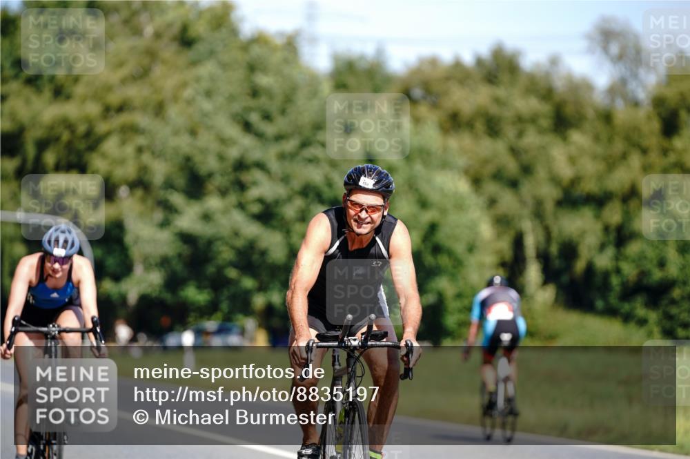 07.09.2025 - 19. Norderstedt Triathlon Michael Burmester http://msf.ph/oto/8835197 07.09.2025 12:29:40 Radfahren 159, 1385 meine-sportfotos.de