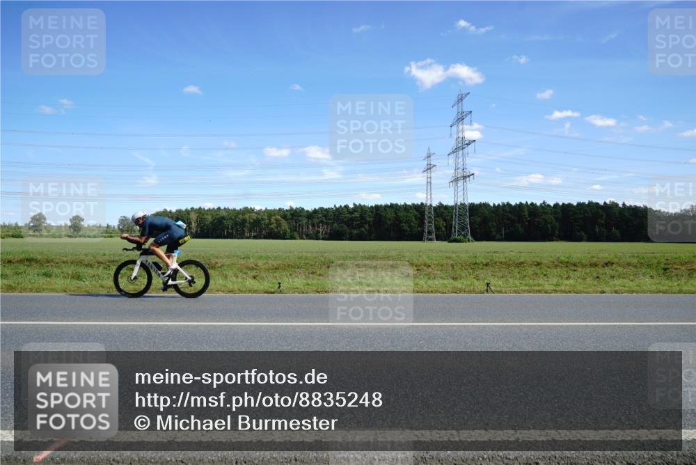 07.09.2025 - 19. Norderstedt Triathlon Michael Burmester http://msf.ph/oto/8835248 07.09.2025 14:05:12 Radfahren  meine-sportfotos.de
