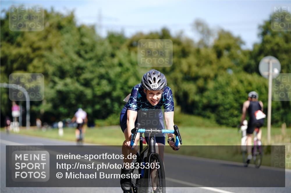 07.09.2025 - 19. Norderstedt Triathlon Michael Burmester http://msf.ph/oto/8835305 07.09.2025 12:30:30 Radfahren 207, 282, 1360 meine-sportfotos.de