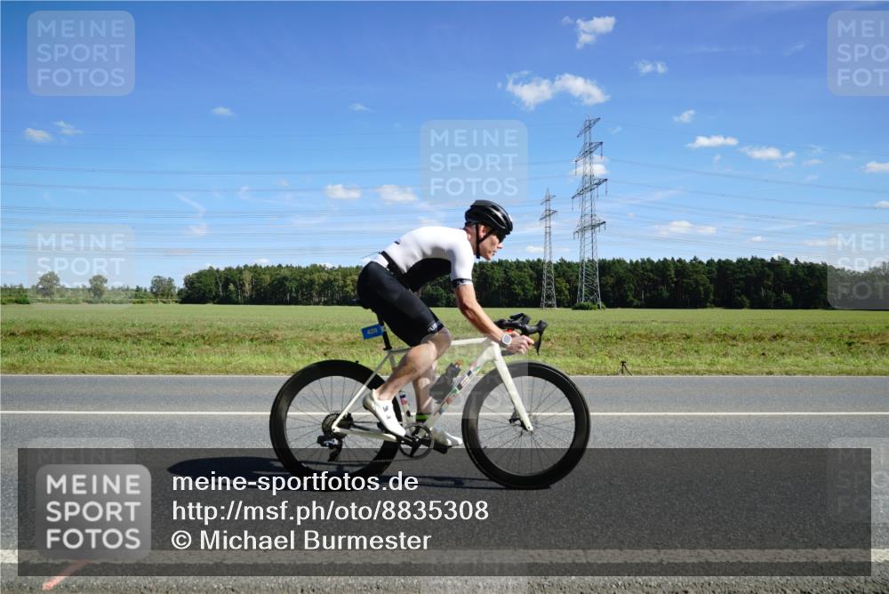 07.09.2025 - 19. Norderstedt Triathlon Michael Burmester http://msf.ph/oto/8835308 07.09.2025 14:05:39 Radfahren 364, 373, 420 meine-sportfotos.de
