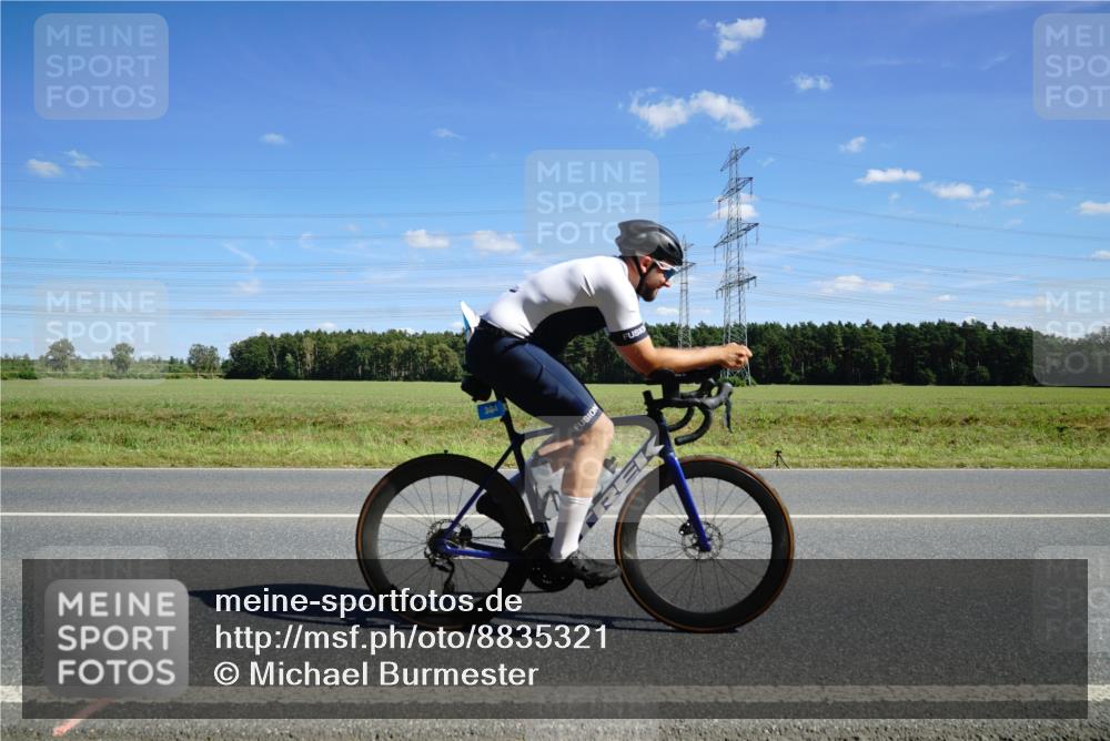 07.09.2025 - 19. Norderstedt Triathlon Michael Burmester http://msf.ph/oto/8835321 07.09.2025 14:05:42 Radfahren 364, 420, 422 meine-sportfotos.de