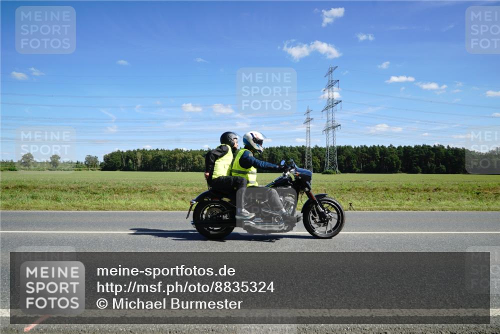 07.09.2025 - 19. Norderstedt Triathlon Michael Burmester http://msf.ph/oto/8835324 07.09.2025 14:05:43 Radfahren 364, 422, 1040 meine-sportfotos.de