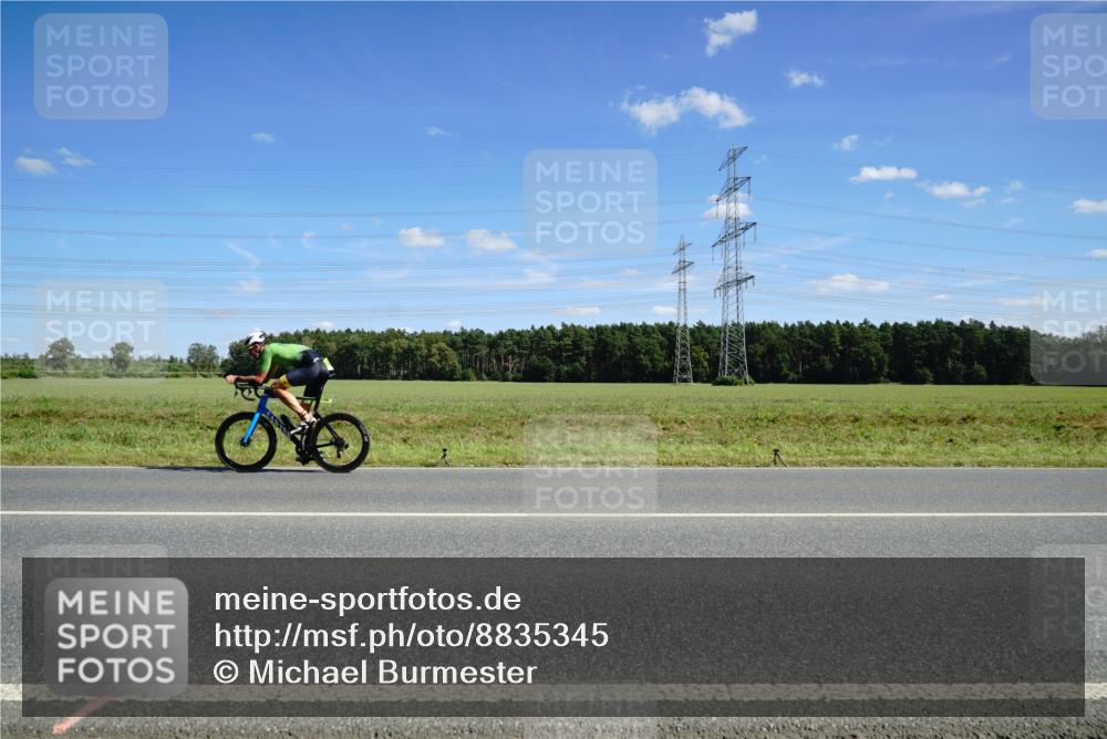 07.09.2025 - 19. Norderstedt Triathlon Michael Burmester http://msf.ph/oto/8835345 07.09.2025 14:05:50 Radfahren  meine-sportfotos.de