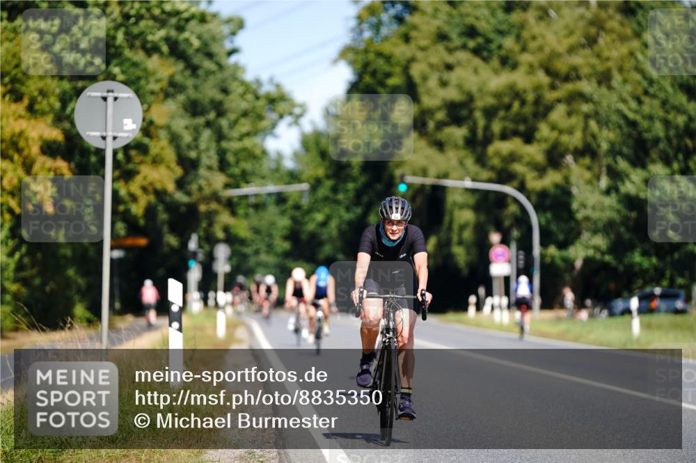 07.09.2025 - 19. Norderstedt Triathlon Michael Burmester http://msf.ph/oto/8835350 07.09.2025 12:31:07 Radfahren 183 meine-sportfotos.de