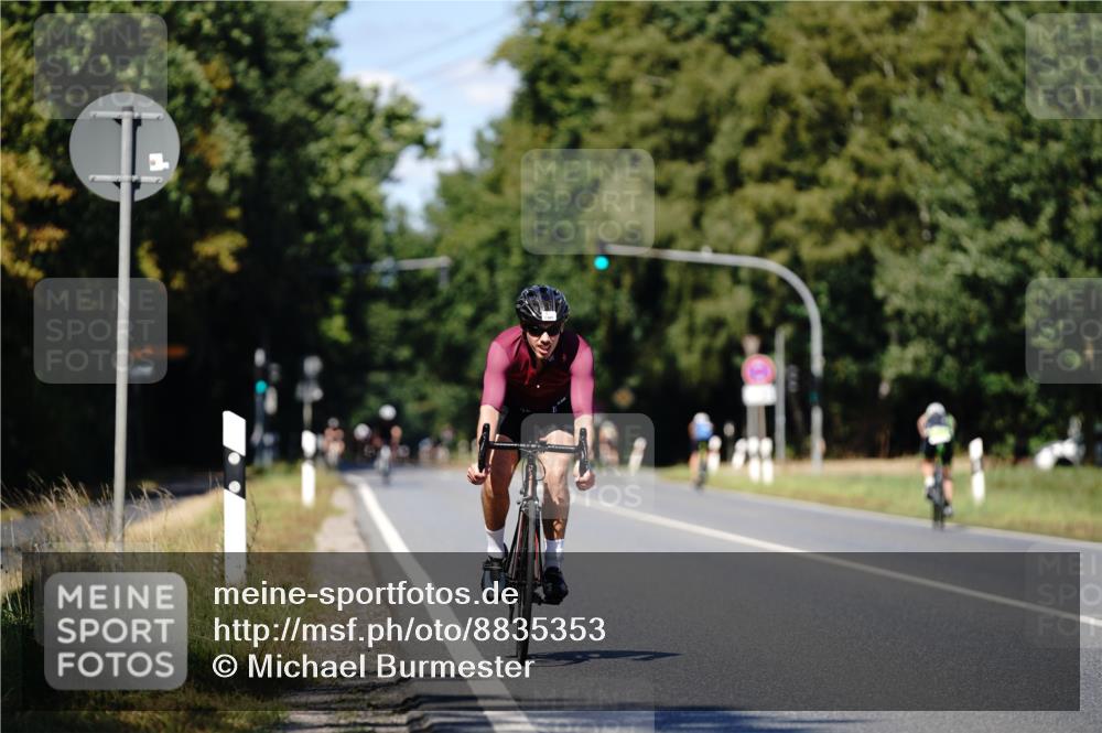 07.09.2025 - 19. Norderstedt Triathlon Michael Burmester http://msf.ph/oto/8835353 07.09.2025 13:50:13 Radfahren 1465 meine-sportfotos.de