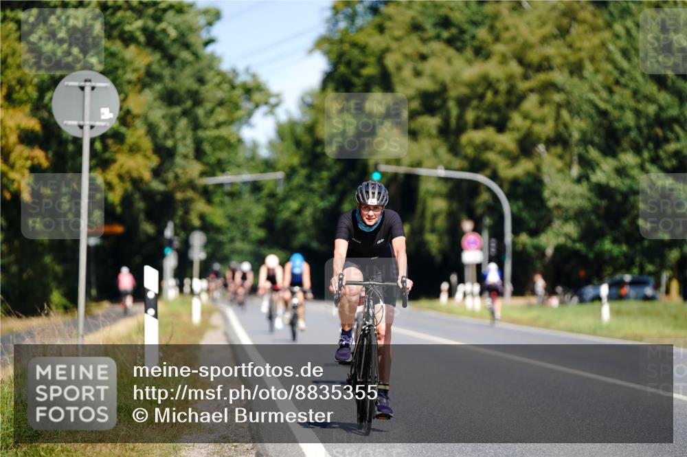 07.09.2025 - 19. Norderstedt Triathlon Michael Burmester http://msf.ph/oto/8835355 07.09.2025 12:31:08 Radfahren 183, 305 meine-sportfotos.de