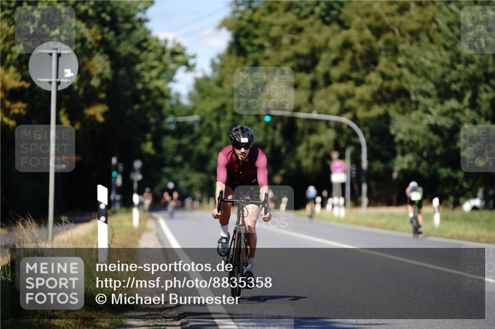 07.09.2025 - 19. Norderstedt Triathlon Michael Burmester http://msf.ph/oto/8835358 07.09.2025 13:50:13 Radfahren 1465 meine-sportfotos.de