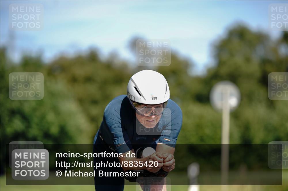 07.09.2025 - 19. Norderstedt Triathlon Michael Burmester http://msf.ph/oto/8835420 07.09.2025 12:31:31 Radfahren 788 meine-sportfotos.de
