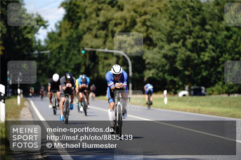 07.09.2025 - 19. Norderstedt Triathlon Michael Burmester http://msf.ph/oto/8835439 07.09.2025 13:51:41 Radfahren 394, 1041 meine-sportfotos.de