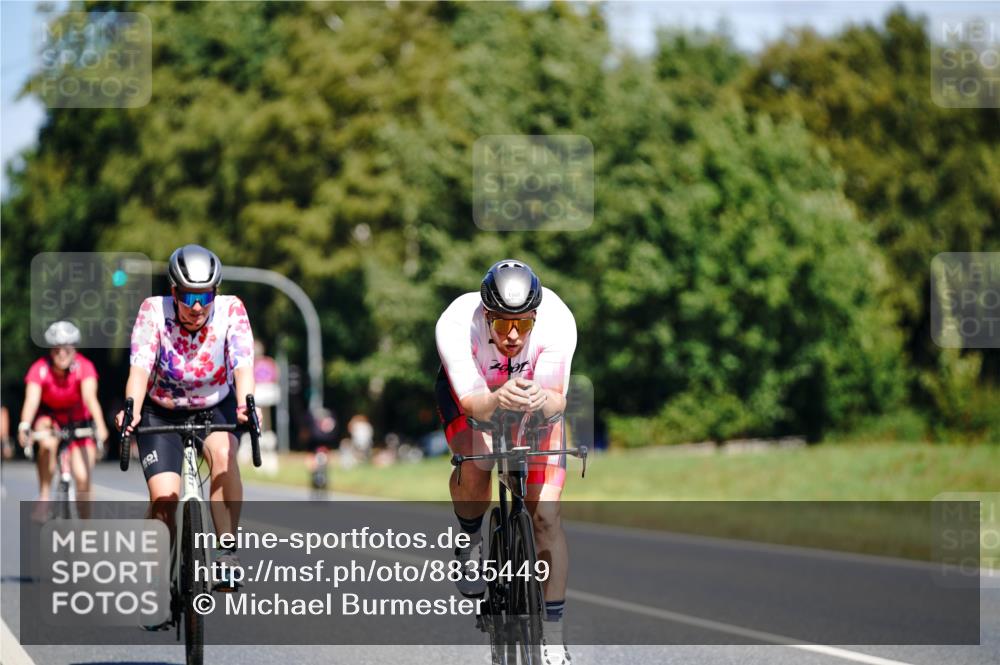 07.09.2025 - 19. Norderstedt Triathlon Michael Burmester http://msf.ph/oto/8835449 07.09.2025 12:31:54 Radfahren 302, 1322 meine-sportfotos.de