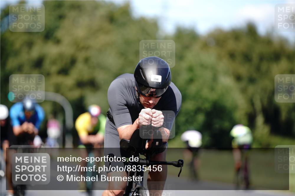 07.09.2025 - 19. Norderstedt Triathlon Michael Burmester http://msf.ph/oto/8835456 07.09.2025 13:51:44 Radfahren 394, 400, 880, 1028, 1041 meine-sportfotos.de