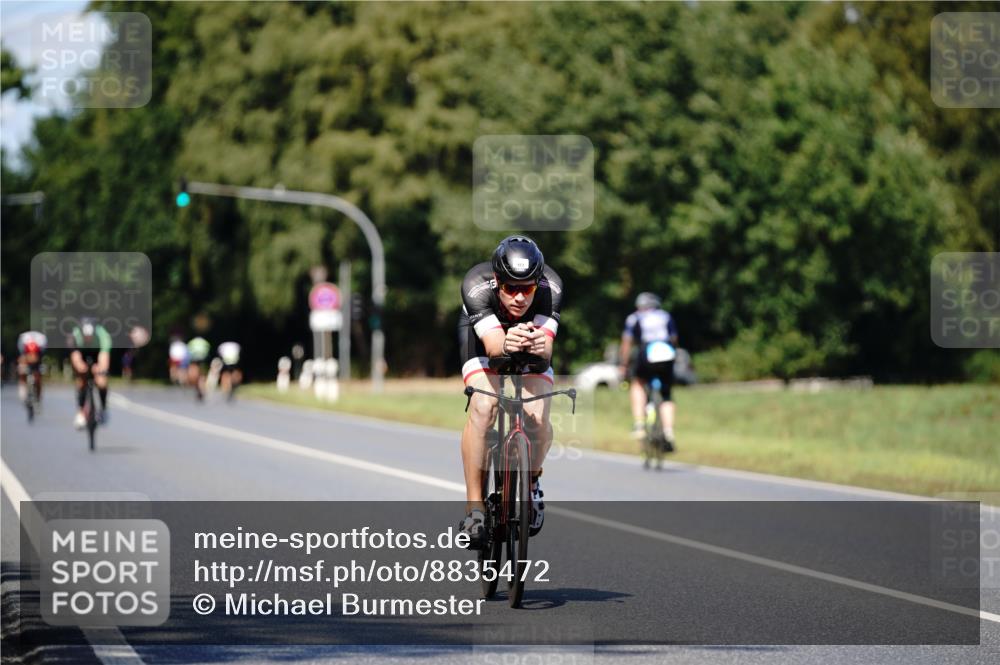 07.09.2025 - 19. Norderstedt Triathlon Michael Burmester http://msf.ph/oto/8835472 07.09.2025 13:51:52 Radfahren 983 meine-sportfotos.de
