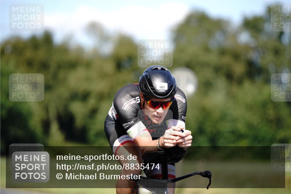 07.09.2025 - 19. Norderstedt Triathlon Michael Burmester http://msf.ph/oto/8835474 07.09.2025 13:51:53 Radfahren 983 meine-sportfotos.de