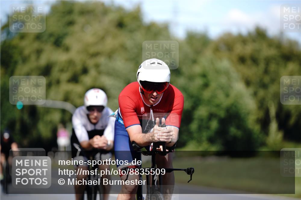 07.09.2025 - 19. Norderstedt Triathlon Michael Burmester http://msf.ph/oto/8835509 07.09.2025 13:52:29 Radfahren 361, 366, 962, 1462 meine-sportfotos.de