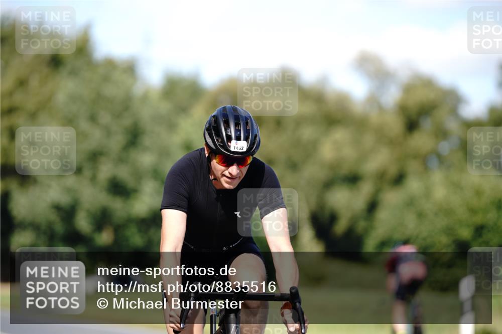 07.09.2025 - 19. Norderstedt Triathlon Michael Burmester http://msf.ph/oto/8835516 07.09.2025 13:52:32 Radfahren 361, 366, 1462, 1468 meine-sportfotos.de