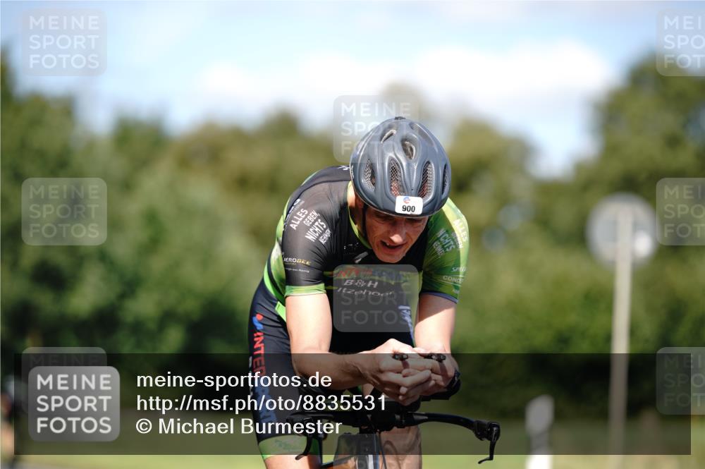 07.09.2025 - 19. Norderstedt Triathlon Michael Burmester http://msf.ph/oto/8835531 07.09.2025 13:52:37 Radfahren 900, 1468 meine-sportfotos.de