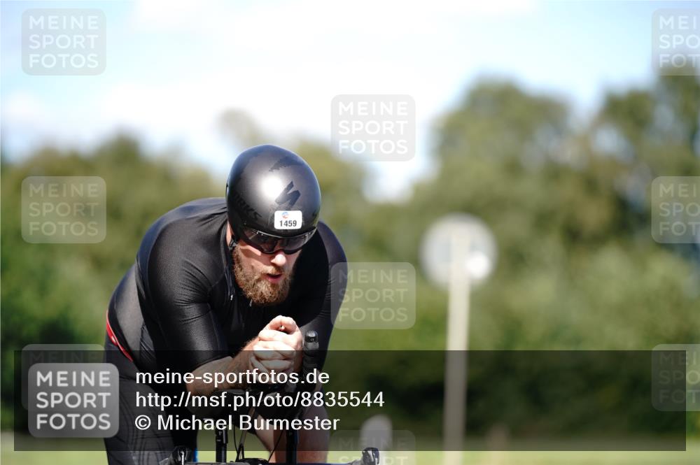 07.09.2025 - 19. Norderstedt Triathlon Michael Burmester http://msf.ph/oto/8835544 07.09.2025 13:53:06 Radfahren 382, 1459 meine-sportfotos.de