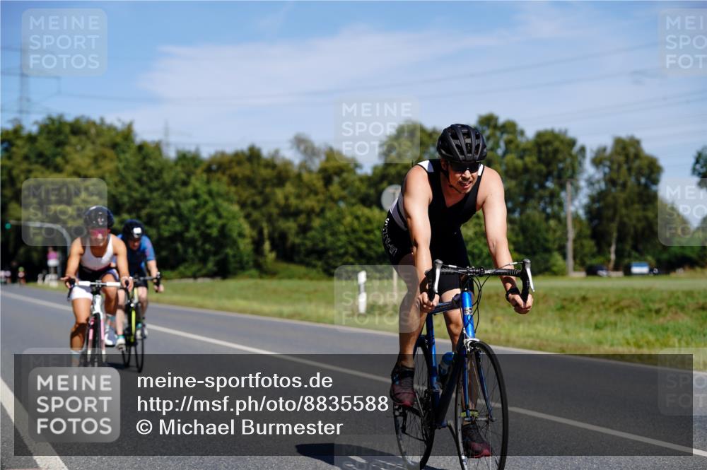 07.09.2025 - 19. Norderstedt Triathlon Michael Burmester http://msf.ph/oto/8835588 07.09.2025 12:33:49 Radfahren 188, 236, 243, 308, 767, 783, 820 meine-sportfotos.de