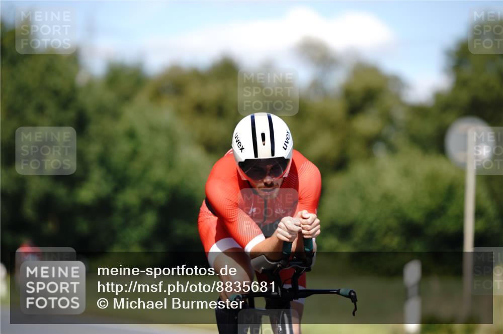 07.09.2025 - 19. Norderstedt Triathlon Michael Burmester http://msf.ph/oto/8835681 07.09.2025 13:54:27 Radfahren 958, 974, 996 meine-sportfotos.de