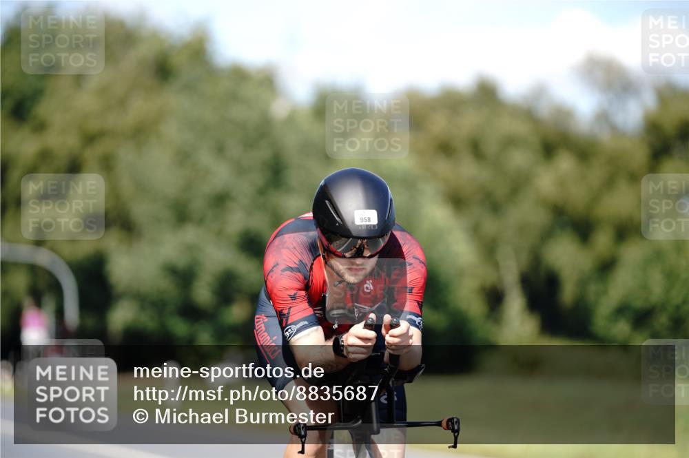 07.09.2025 - 19. Norderstedt Triathlon Michael Burmester http://msf.ph/oto/8835687 07.09.2025 13:54:31 Radfahren 958 meine-sportfotos.de