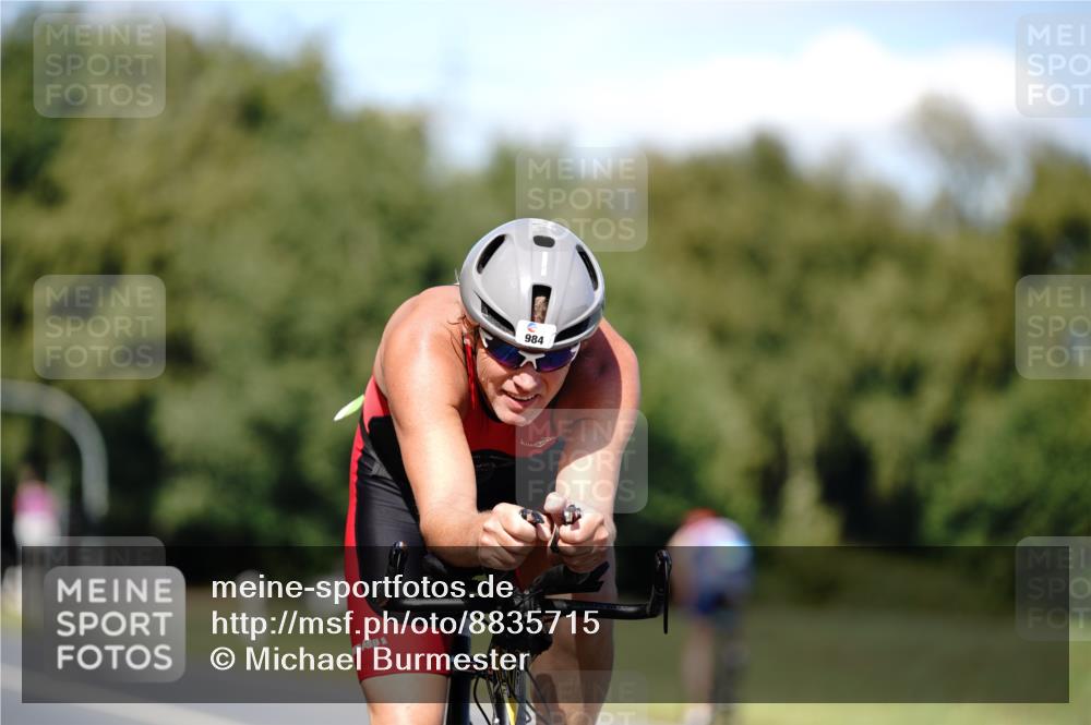 07.09.2025 - 19. Norderstedt Triathlon Michael Burmester http://msf.ph/oto/8835715 07.09.2025 13:55:02 Radfahren 984 meine-sportfotos.de