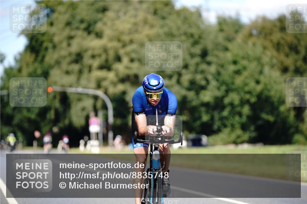 07.09.2025 - 19. Norderstedt Triathlon Michael Burmester http://msf.ph/oto/8835748 07.09.2025 13:55:34 Radfahren 392, 398, 1002, 1009 meine-sportfotos.de