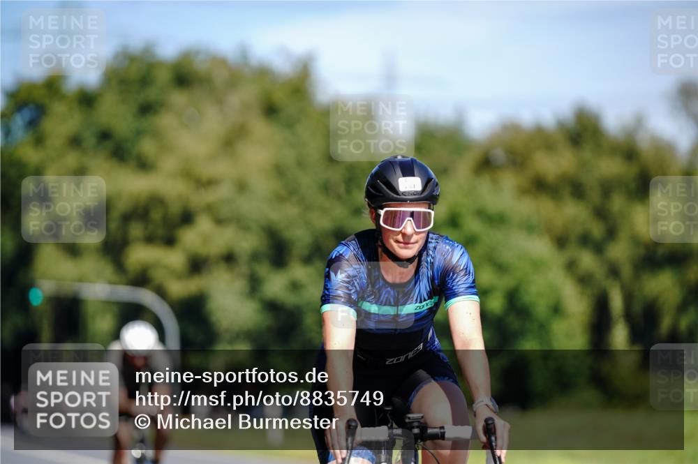 07.09.2025 - 19. Norderstedt Triathlon Michael Burmester http://msf.ph/oto/8835749 07.09.2025 12:35:51 Radfahren 283, 288, 786, 810 meine-sportfotos.de