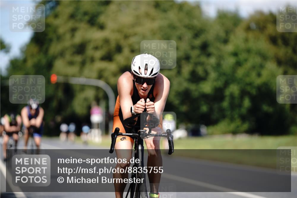 07.09.2025 - 19. Norderstedt Triathlon Michael Burmester http://msf.ph/oto/8835755 07.09.2025 13:55:46 Radfahren 1001, 1042 meine-sportfotos.de