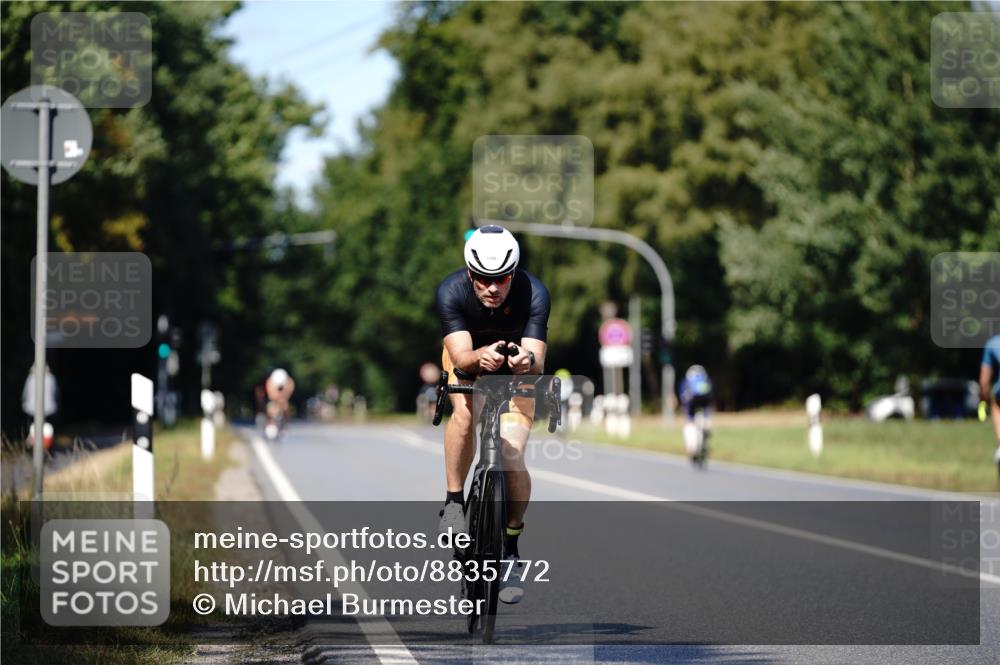 07.09.2025 - 19. Norderstedt Triathlon Michael Burmester http://msf.ph/oto/8835772 07.09.2025 13:55:53 Radfahren 417, 1000 meine-sportfotos.de