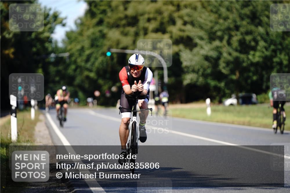 07.09.2025 - 19. Norderstedt Triathlon Michael Burmester http://msf.ph/oto/8835806 07.09.2025 13:56:46 Radfahren 971, 1008 meine-sportfotos.de